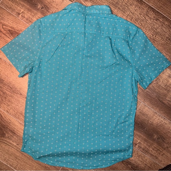 Aero Short Sleeved Button-Up - Picture 4 of 4